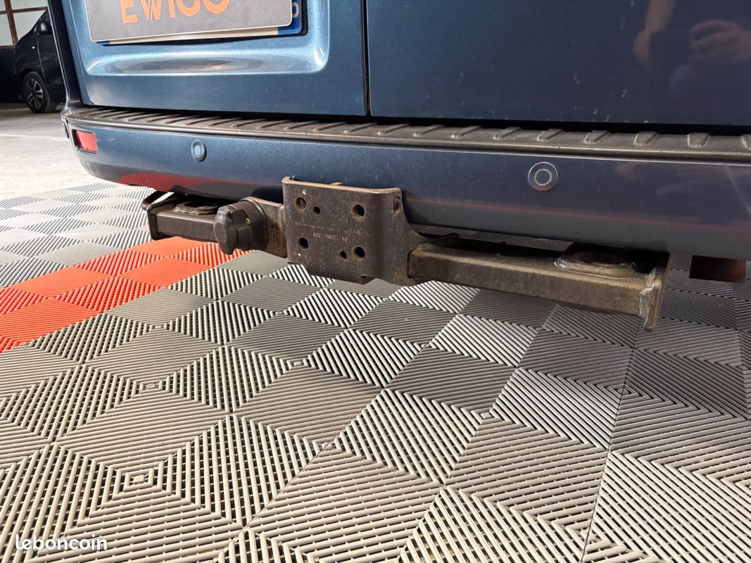 FORD TRANSIT CUSTOM FOURGON 300 2.0 TDCI 170ch L1H1 COURT 6 PL LIMITED BVA S&S / ATTELAGE - PORTES LATÉRALES - CARPLAY (image 29)