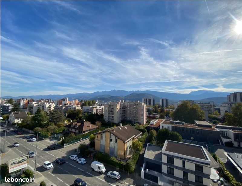 Appartement 3 pièces 55 m² · à Grenoble · 55 m² · 830 €