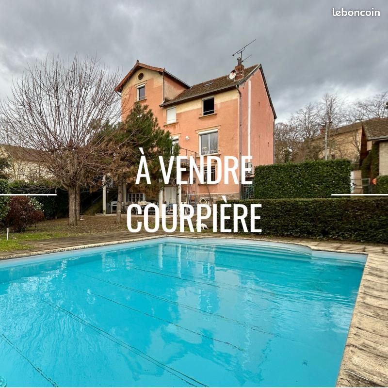 Maison 6 pièces 321 m² · à Courpière · 321 m² · 350 000 €
