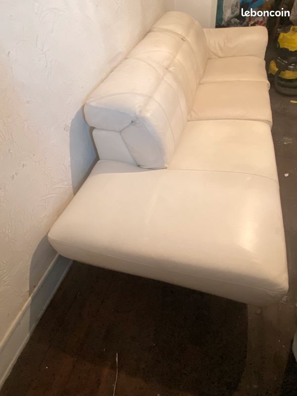 Vend canapé en cuire avec une partie électrique (image 3)