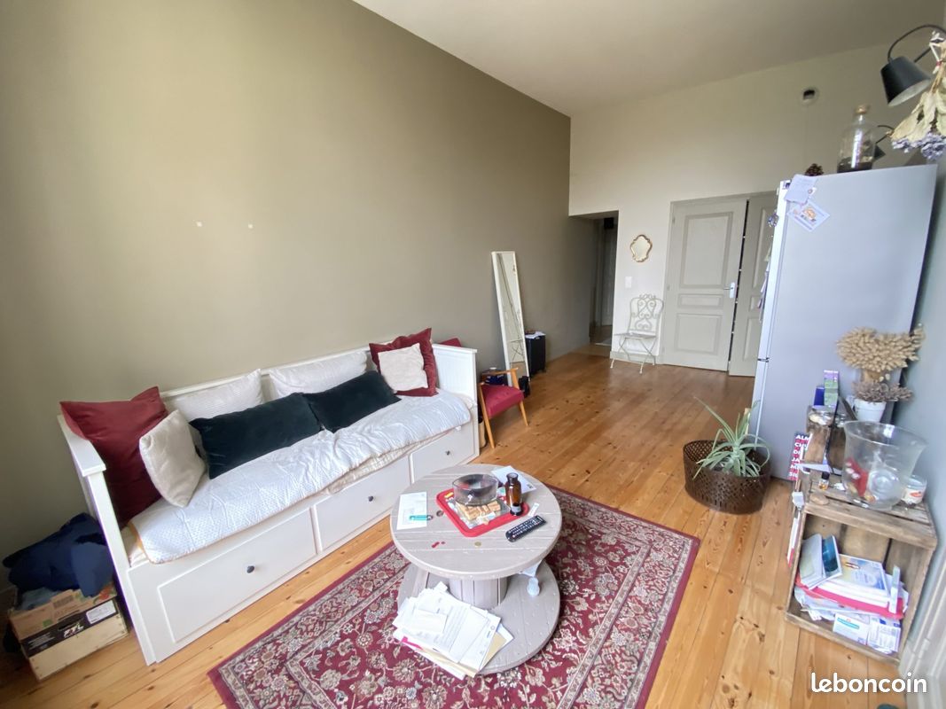 Appartement 2 pièces 46 m² · à Saintes · 46 m² · 589 €/mois