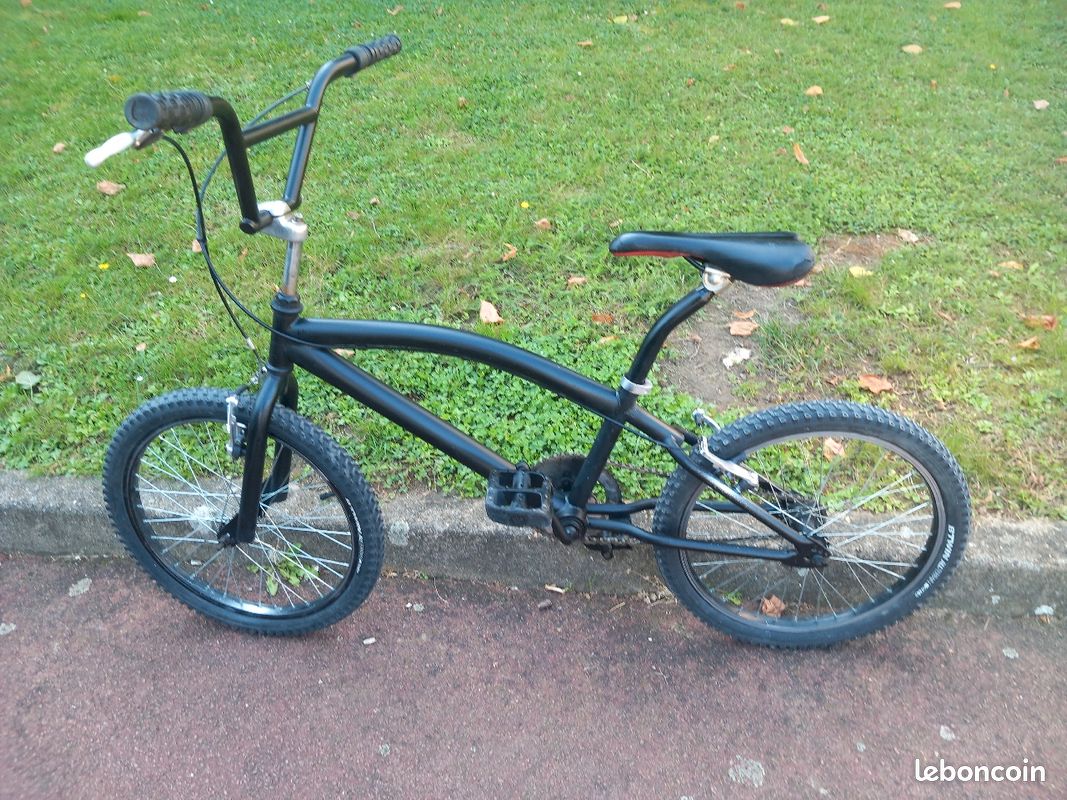 Hyuhome Vélos électriques pour Adultes Hommes et Femmes, vélos
