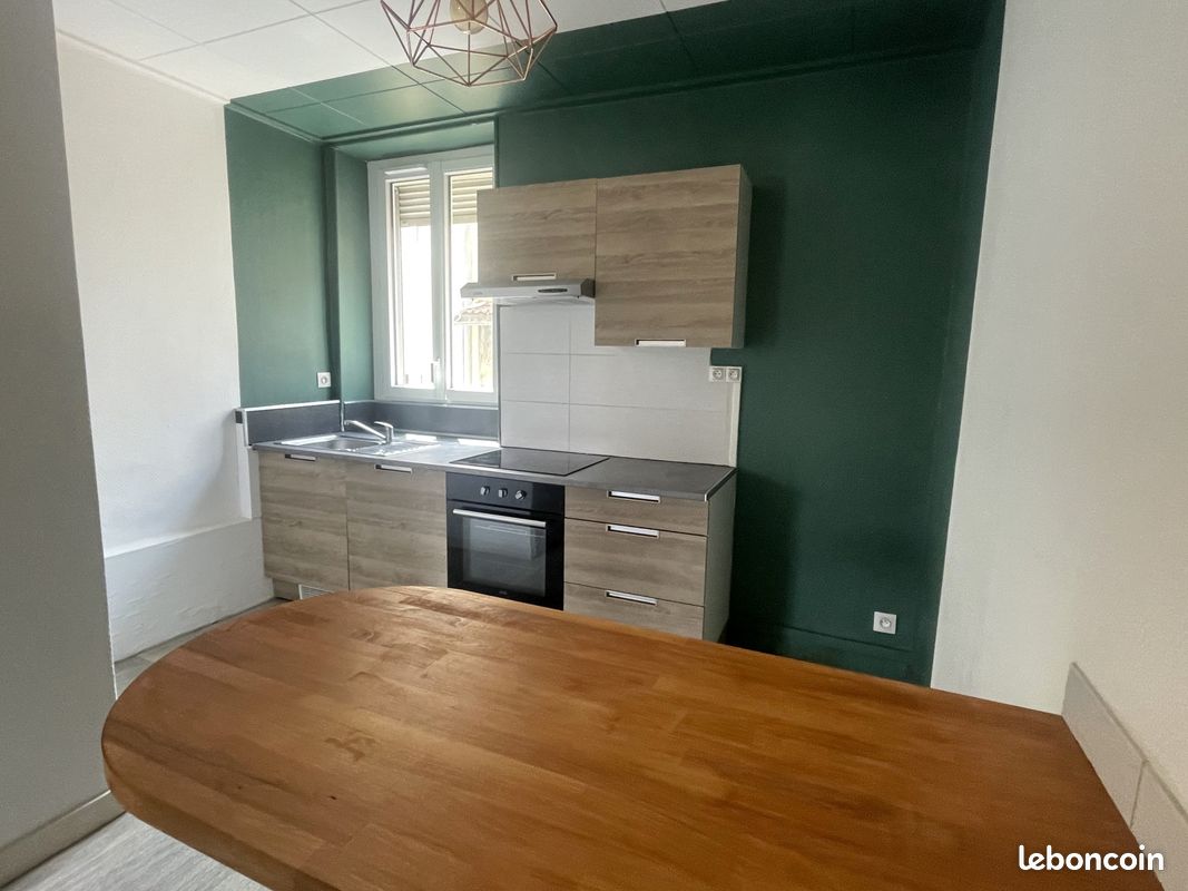 Appartement 3 pièces 76 m² · à Saint-Symphorien-d'Ozon · 76 m² · 182 000 €