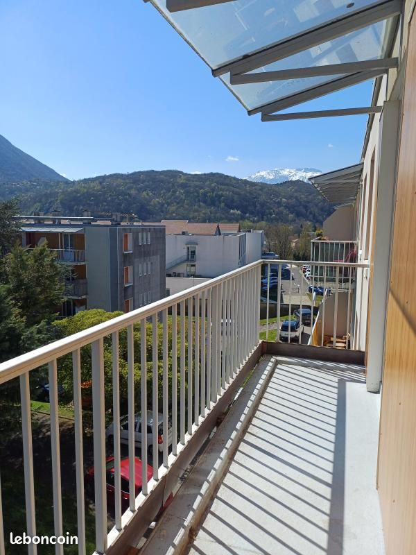 Appartement 4 pièces 67 m² · à Vizille · 67 m² · 673 €
