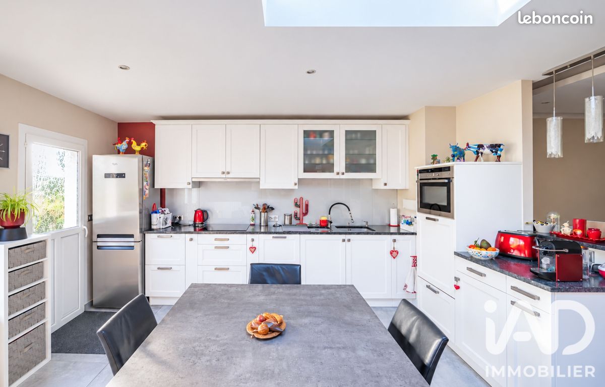 Maison 5 pièces 98 m² · au Mans · 98 m² · 261 000 €