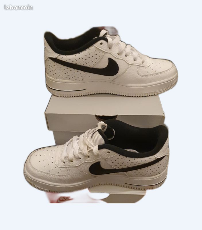 Air force one noire et blache originale (image 1)
