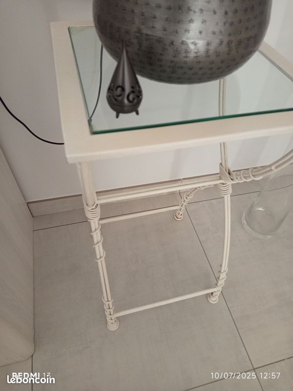 Console (image 3)