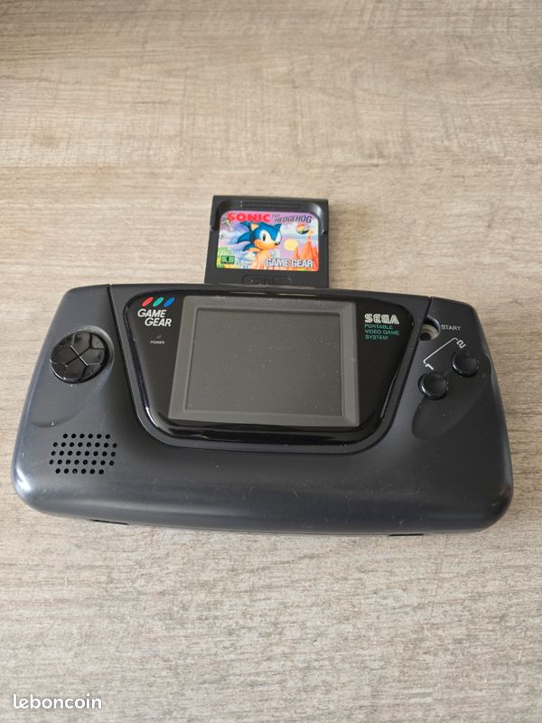 Console Sega Game Gear Vintage – À Réparer / Pièces Détachées