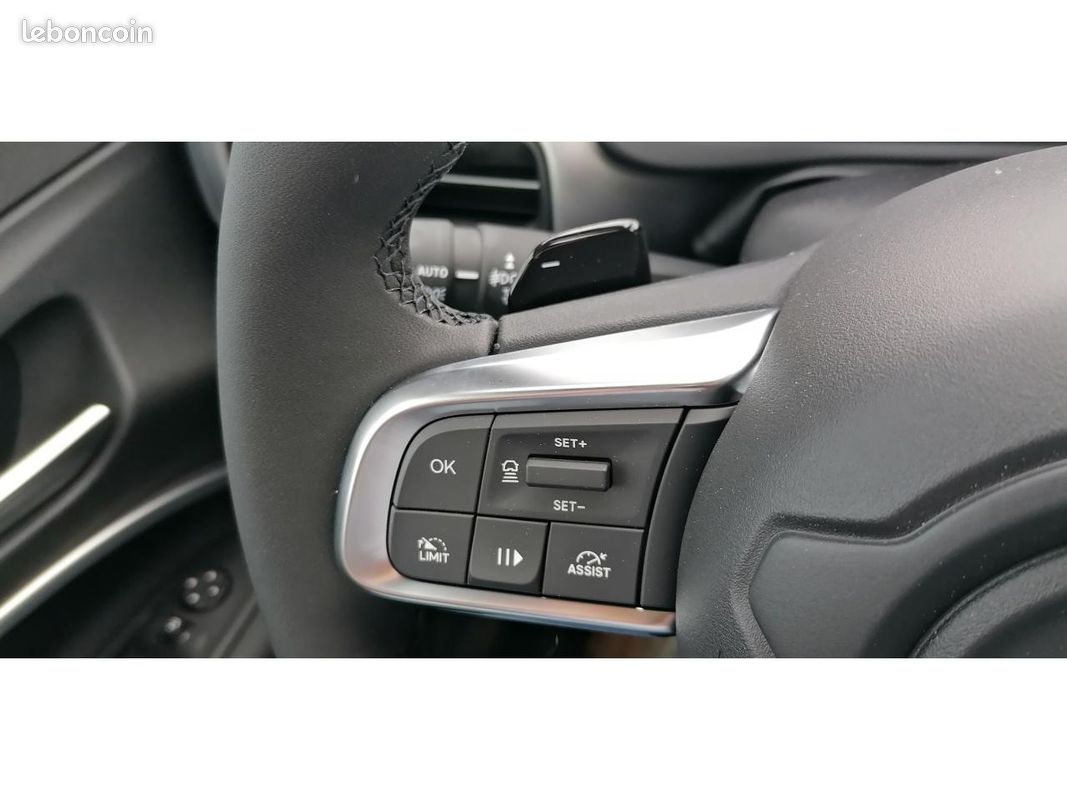 JEEP AVENGER 1.2 T3 e-Hybrid 110 BVR Summit +PK PREMIUM+TOIT OUVRANT (image 17)
