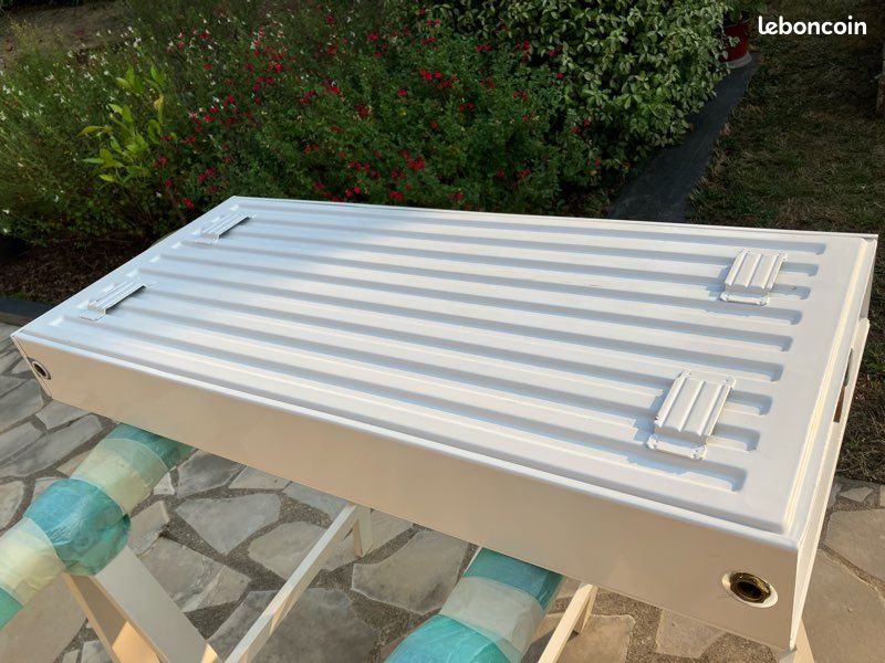 Radiateur mural (image 1)