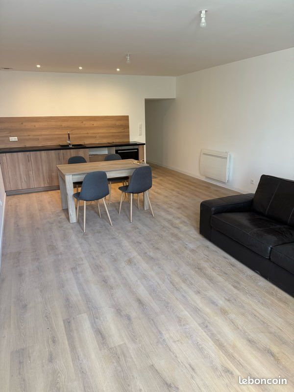 Appartement 3 pièces 75 m² · à Neufchâteau · 75 m² · 700 €/mois