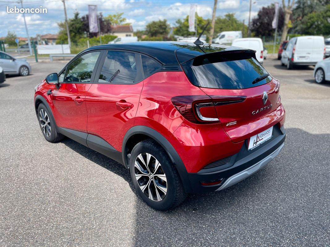 Renault Captur 1.0 TCe 90ch Evolution (image 4)