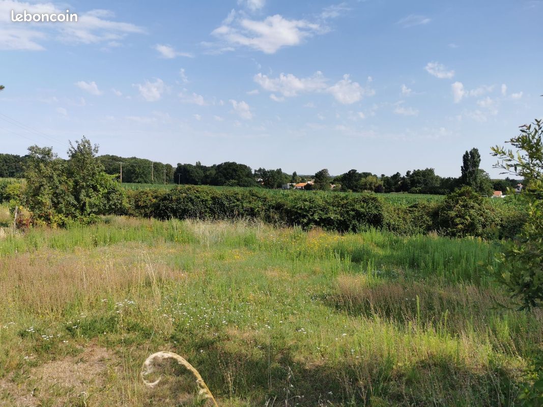 Terrain 531 m² · à Angoulins · 531 m² · 310 000 €