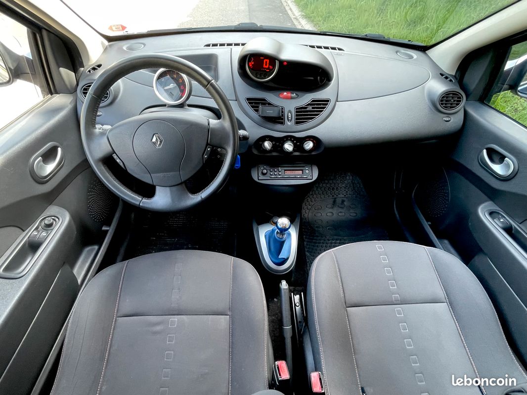 RENAULT Twingo 1.2 GT 100cv- Gordini Design- Régulateur-Clim-Jantes Gordini 15-Échappement sport inox (image 8)