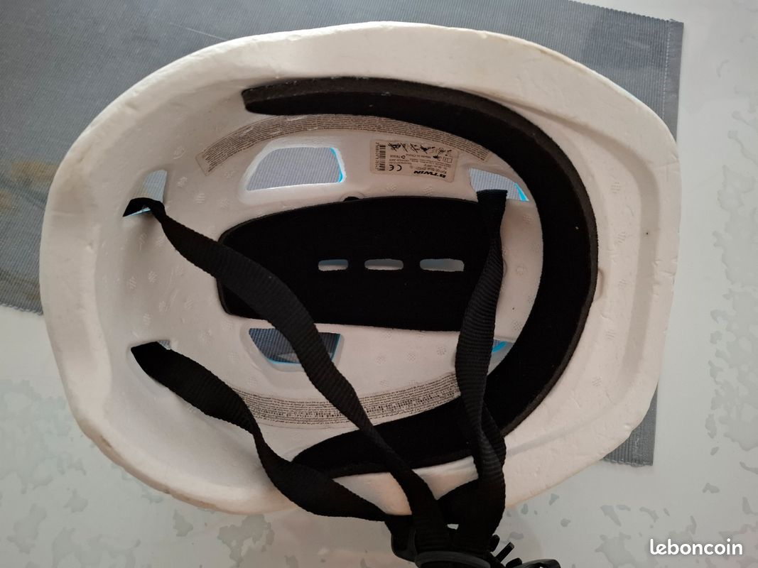 À vendre casque vélo enfant (image 3)