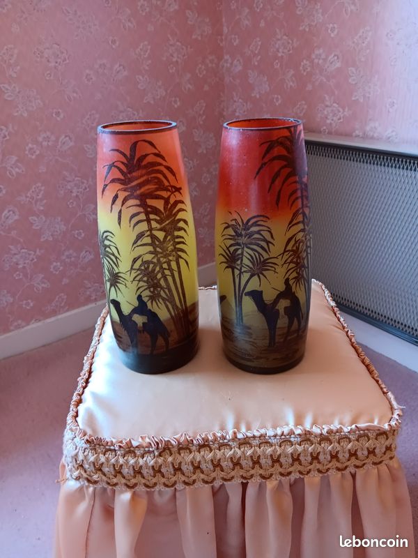 Vase (image 1)