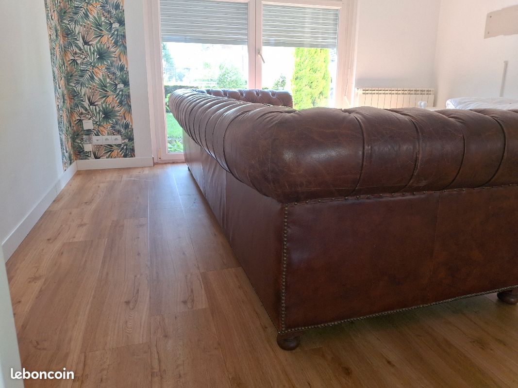 Canapé chesterfield (image 2)