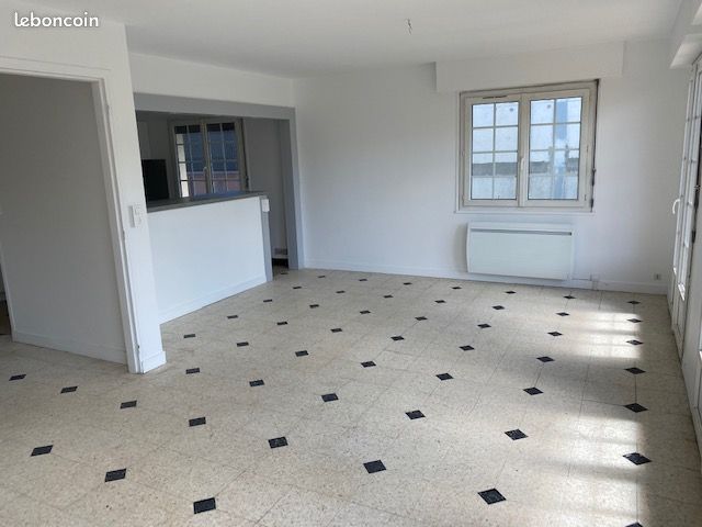 Maison 5 pièces 102 m² · à Beuzeville-la-Grenier · 102 m² · 950 €/mois