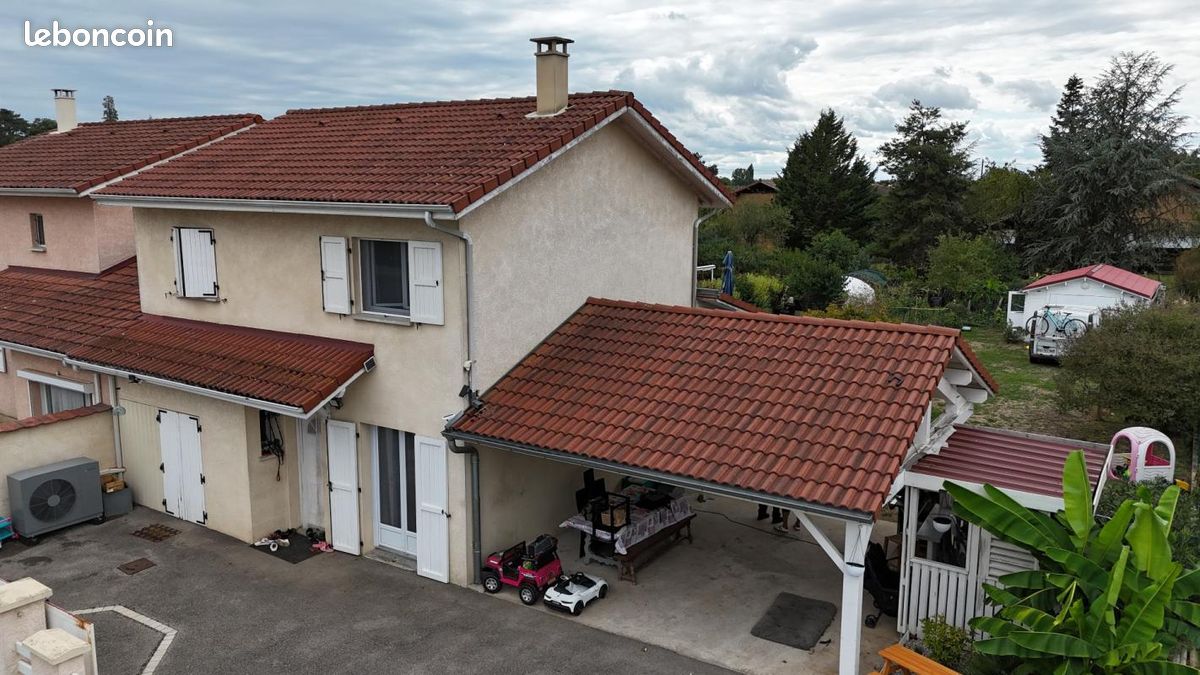 Maison 5 pièces 120 m² · à Brézins · 120 m² · 284 000 €