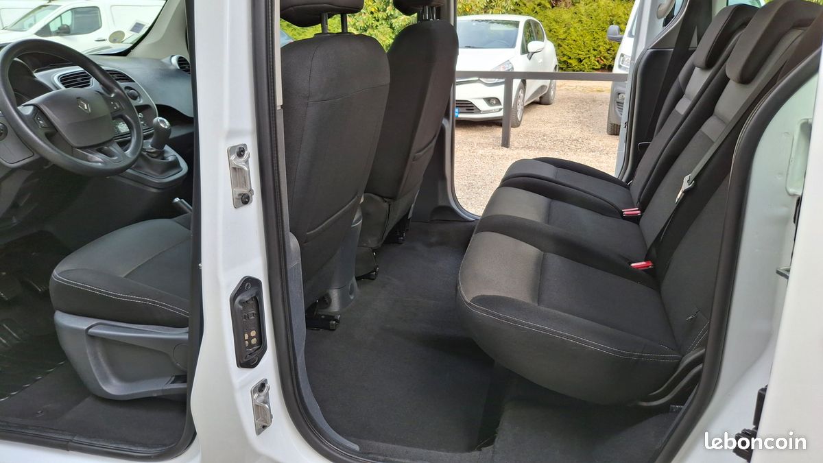 11500ht kangoo 1l5 dci ( 5 places , 1ère main , avec tva , 96643 kms ) (image 5)