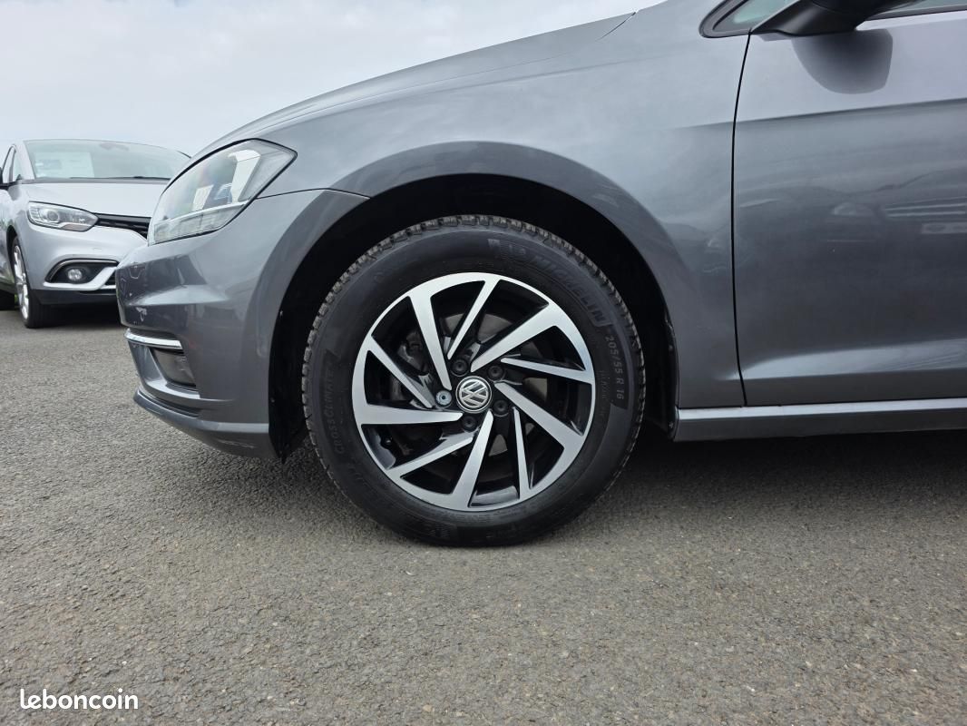 Volkswagen Golf 1.6 TDI 115 FAP BVM5 Connect (image 8)