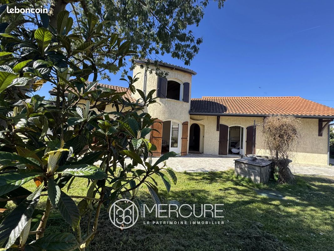 Maison 7 pièces 209 m² · à Mérignac · 209 m² · 730 000 €