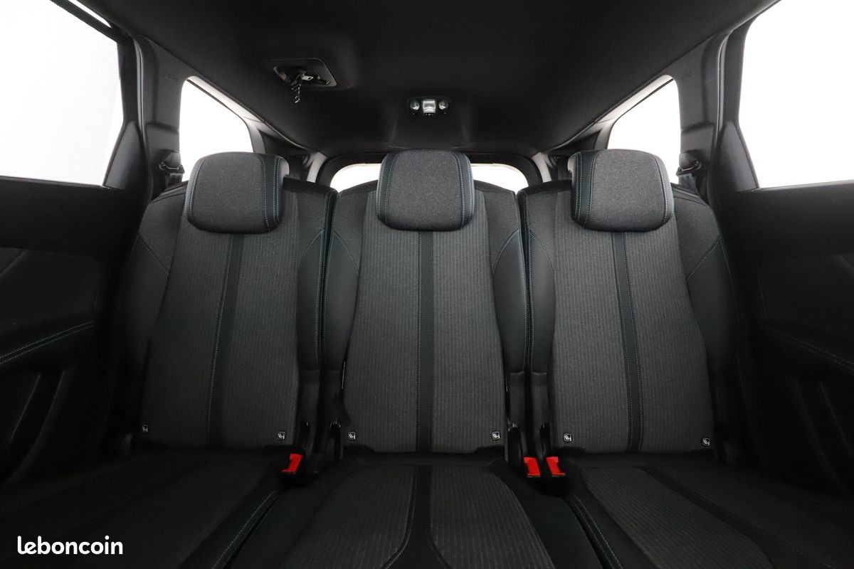 Peugeot 5008 1.5 Blue-HDi Allure Pack EAT8 130 ch (image 9)