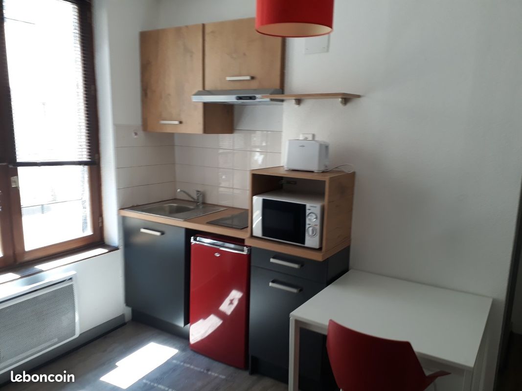 Appartement 1 pièce 21 m² · à Clermont-Ferrand · 21 m² · 550 €
