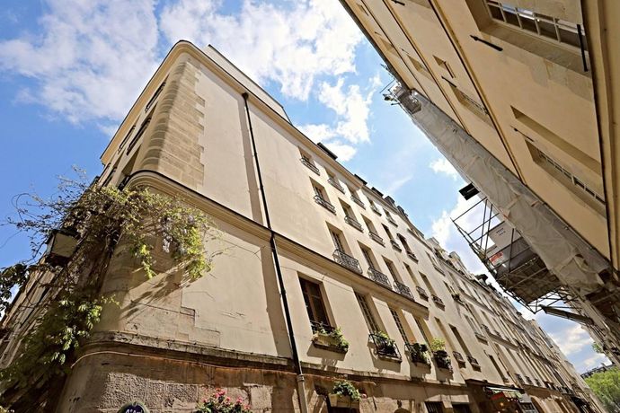 Appartement a louer paris-4e-arrondissement - 4 pièce(s) - 83 m2 - Surfyn