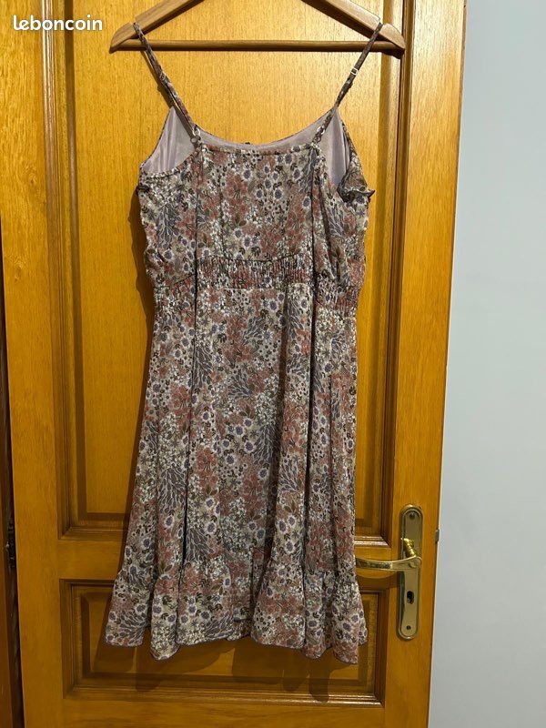 Robe (image 2)