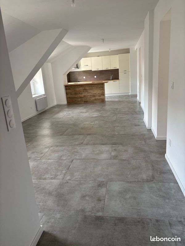 Appartement 5 pièces 90 m² · à Longuyon · 90 m² · 900 €/mois