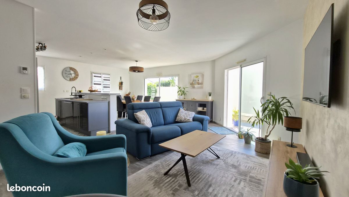 Maison 5 pièces 122 m² · à Thairé · 122 m² · 380 000 €