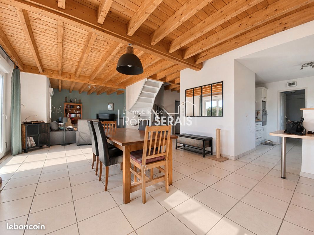 Maison 6 pièces 137 m² · à Valframbert · 137 m² · 223 000 €