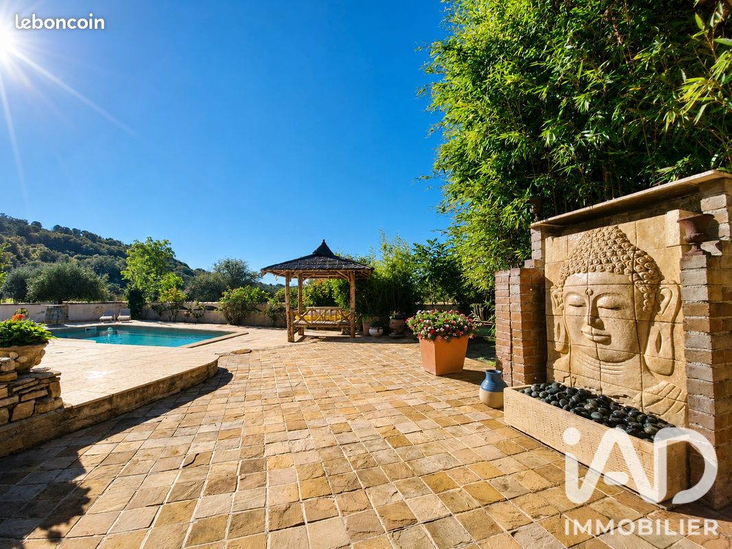 Maison 5 pièces 185 m² · à Saint-Martin-de-Valgalgues · 185 m² · 469 000 €