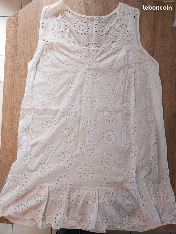 Robe d’été blanche taille M-L en bon état (image 1)