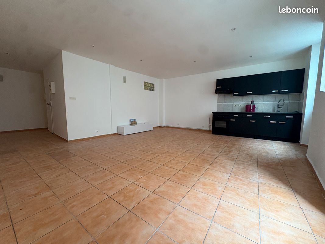 Appartement 3 pièces 69 m² · à Auriol · 69 m² · 139 000 €