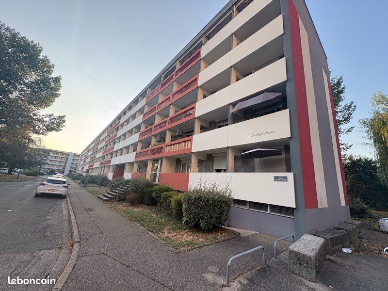 Appartement 3 pièces 65 m² · à Bourg-en-Bresse · 65 m² · 120 000 €