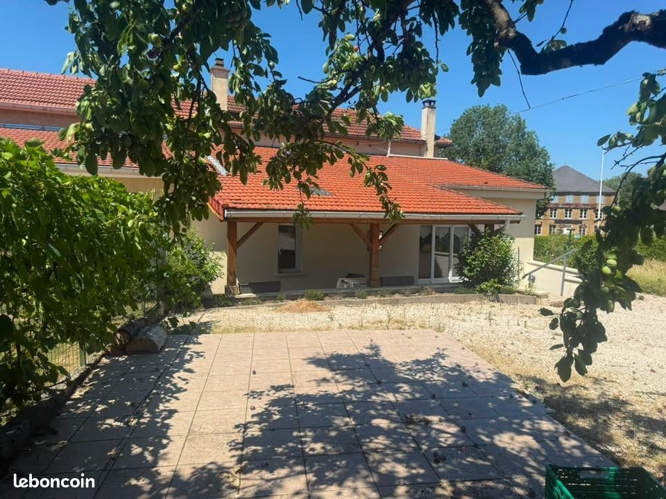 Maison 5 pièces 112 m² · à Sedan · 112 m² · 165 000 €