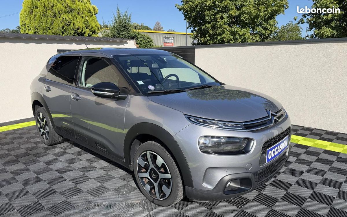 Citroën C4 Cactus ESSENCE 110CH (image 3)