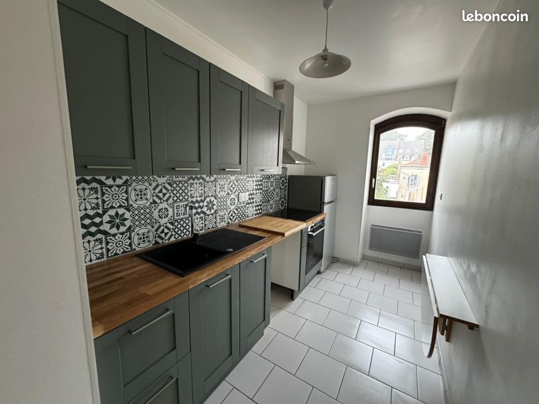 Appartement 2 pièces 44 m² · à Auxerre · 44 m² · 740 €