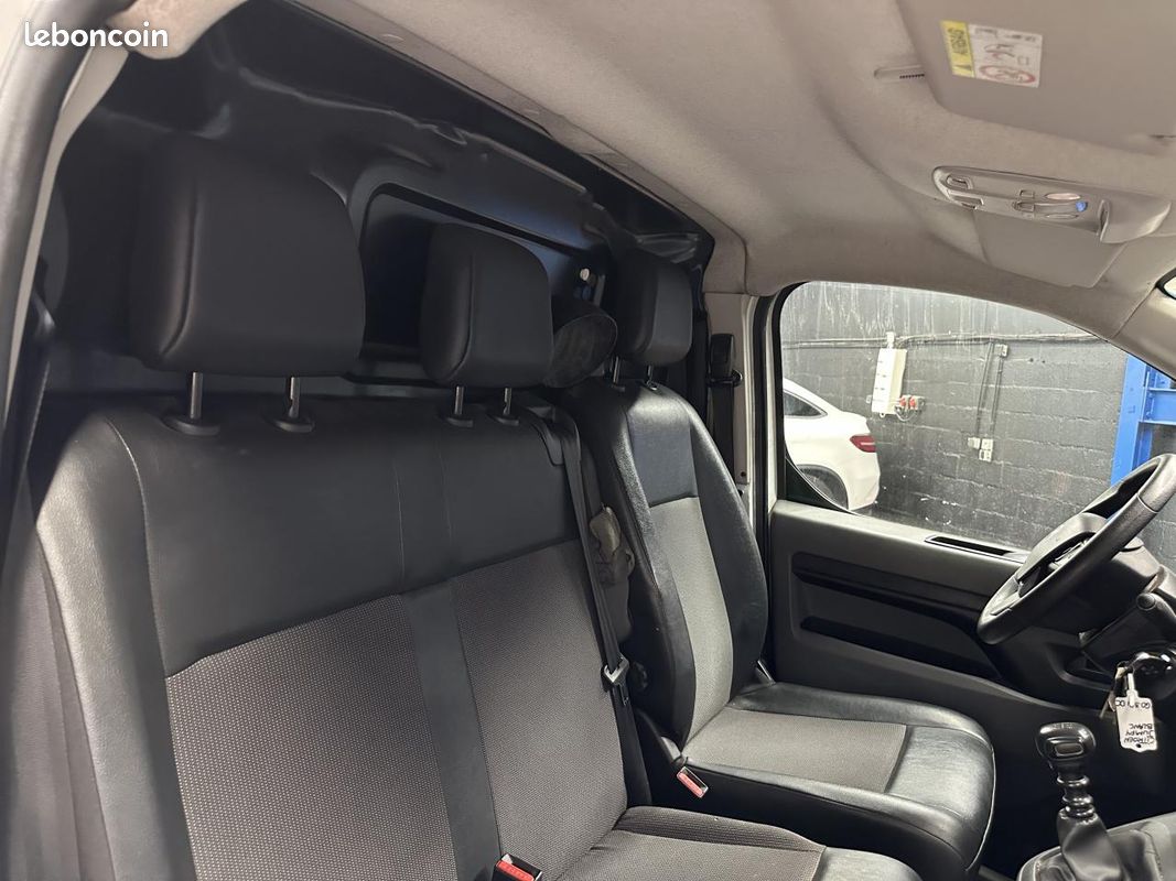 CITROEN JUMPY III XL 2.0 BlueHDi 120 CH / FOURGON LONG (image 14)