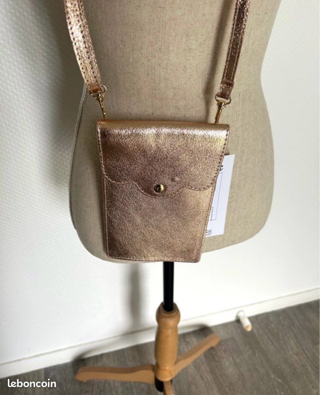 Sac Pochette Rose Gold Neuve Accessoires Bagagerie