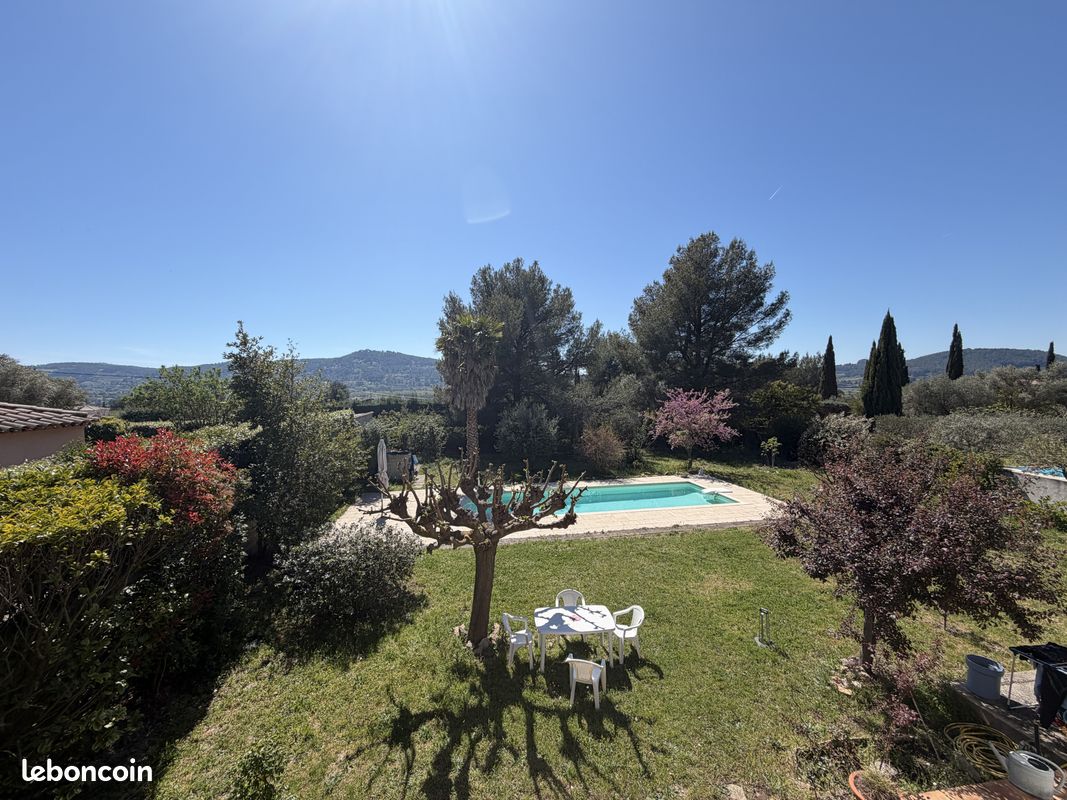 Maison 4 pièces 116 m² · à Le Beausset · 116 m² · 748 800 €