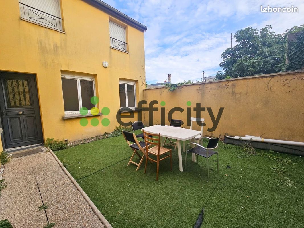 Maison 4 pièces 71 m² · à Saint-Denis · 71 m² · 262 000 €