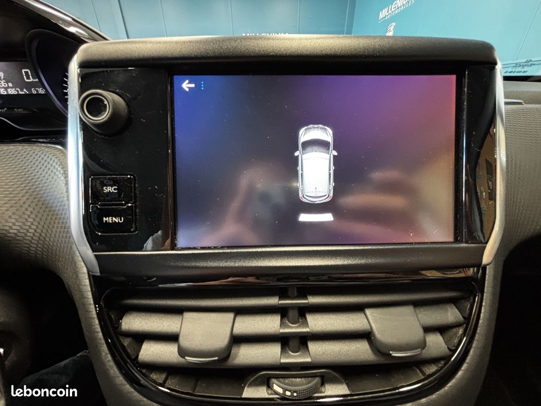 Peugeot 208 1.6 BLUEHDI 100CH STYLE 5P (image 10)