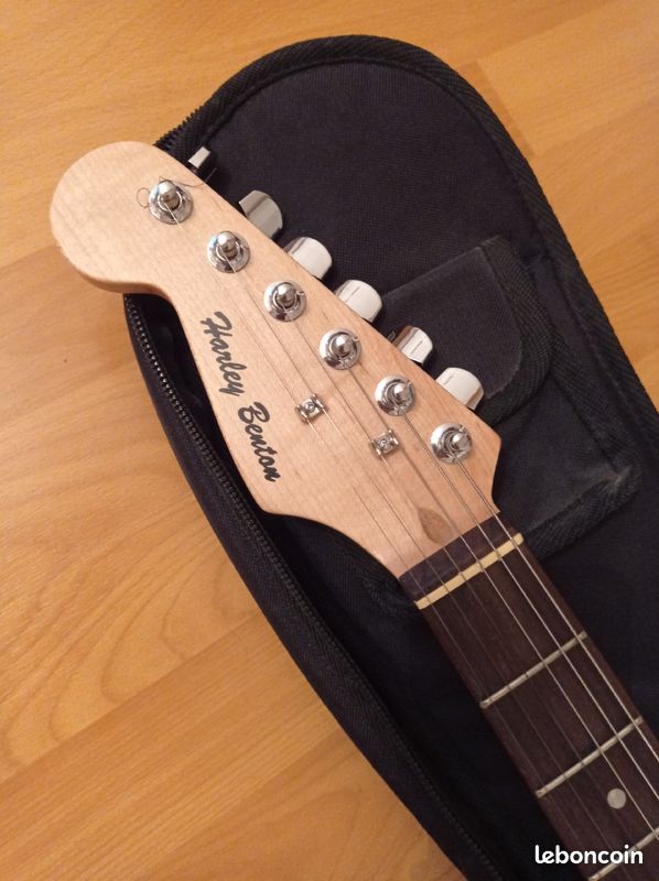 Guitare électrique gaucher Harley Benton (image 2)
