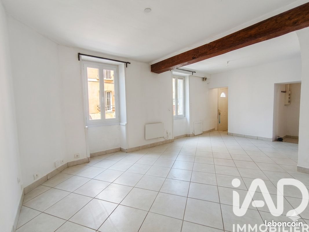 Maison 3 pièces 77 m² · à Coupvray · 77 m² · 230 000 €