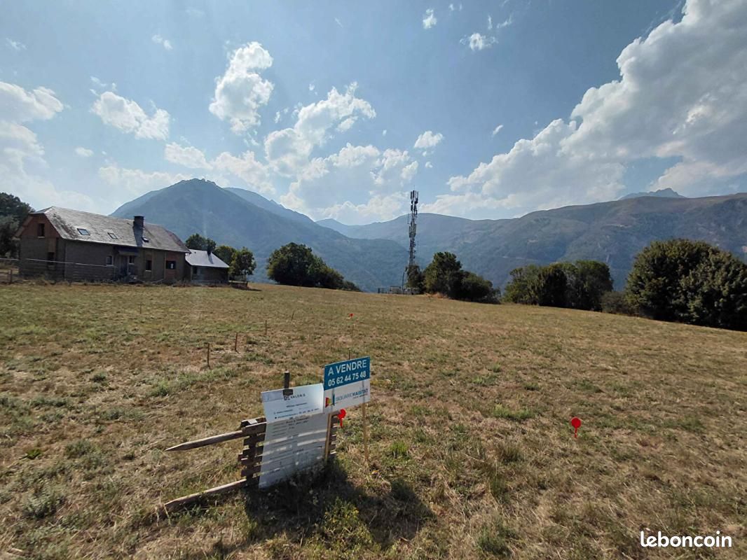 Terrain 650 m² Sailhan · 135 000 €