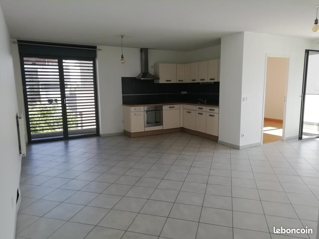 Appartement 4 pièces 85 m² · à Aix-les-Bains · 85 m² · 1 341 €