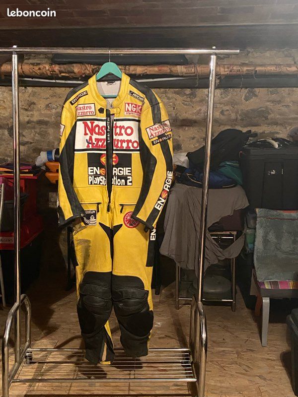 Équipement moto compétition (image 2)